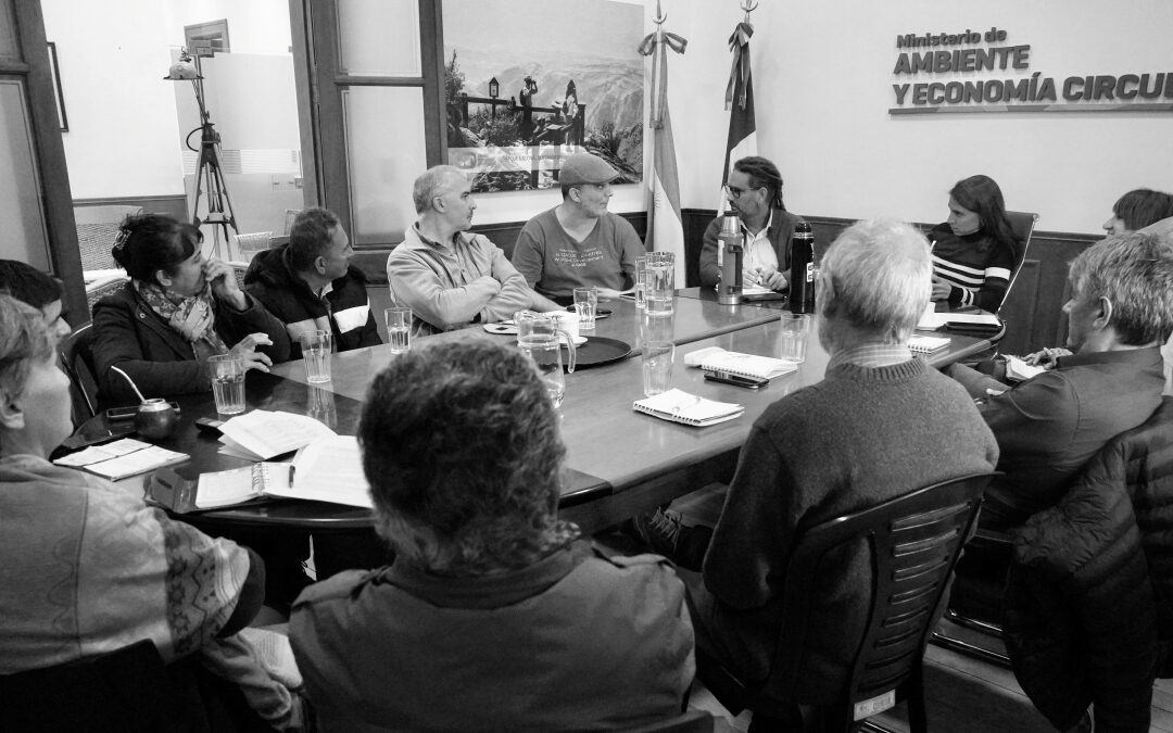 El Foro presente en mesa de diálogo sobre bosques